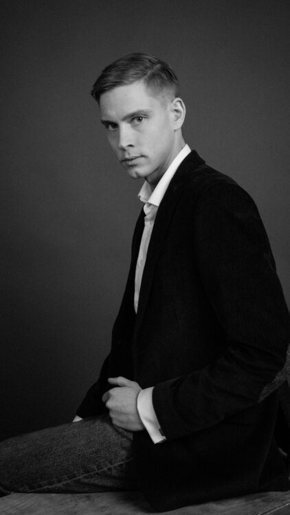 Näitleja Miika Pihlak _ fotograaf Mari Rostfeldt